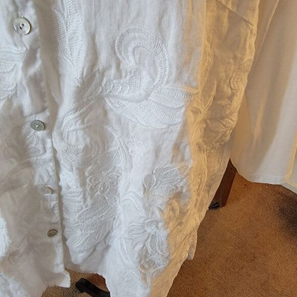 J. Jill Button Up Linen Top with Embroidery. Size L. - Picture 7 of 10